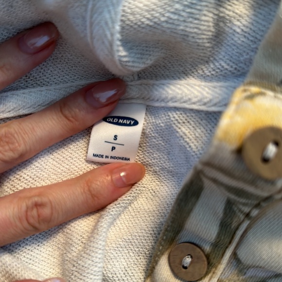 Old Navy Terry Floral Sweatshirt - Picture 2 of 2